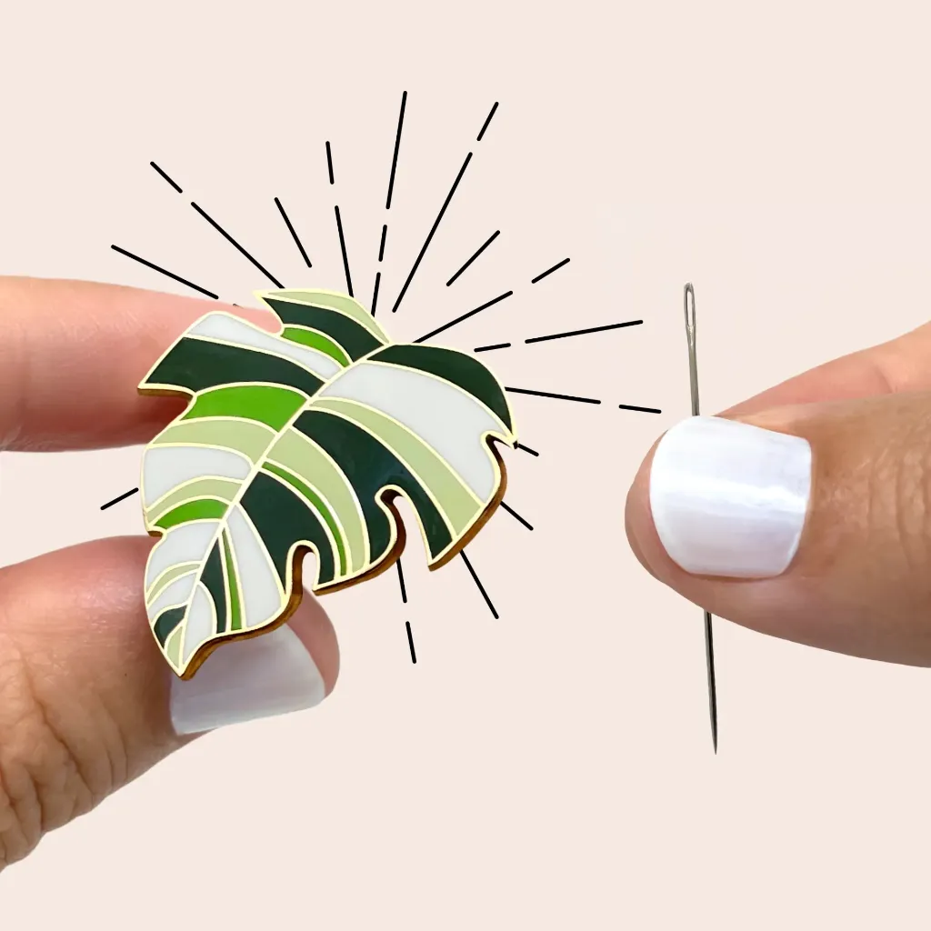 [NM_EASleaf] Monstera Leaf Needle Minder.webp
