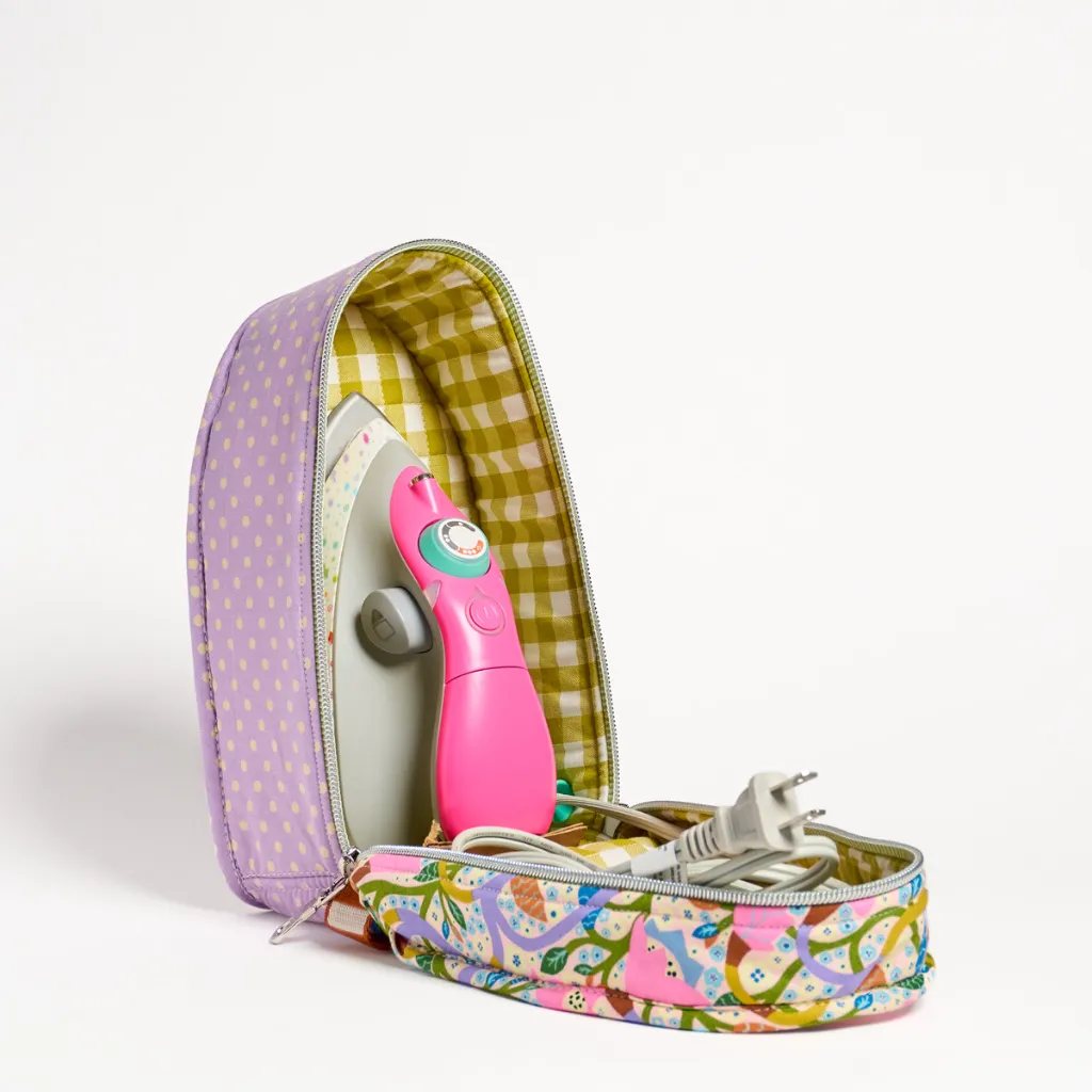 Travel Case for Mini Iron Kit 1.webp