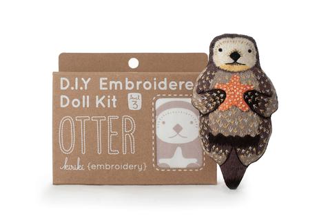 OTTER - EMBROIDERY DOLL KIT