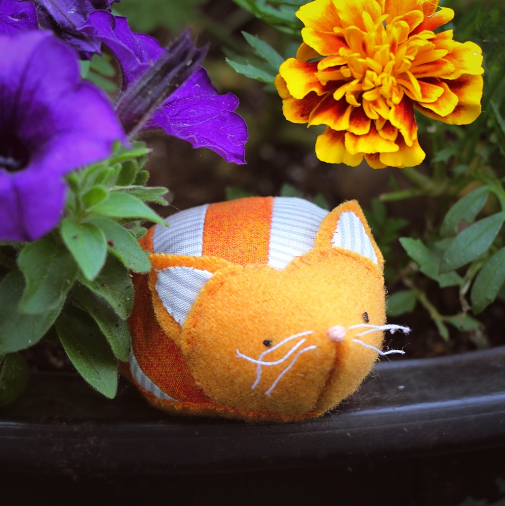 Little Hedgehog Pincushion Pattern