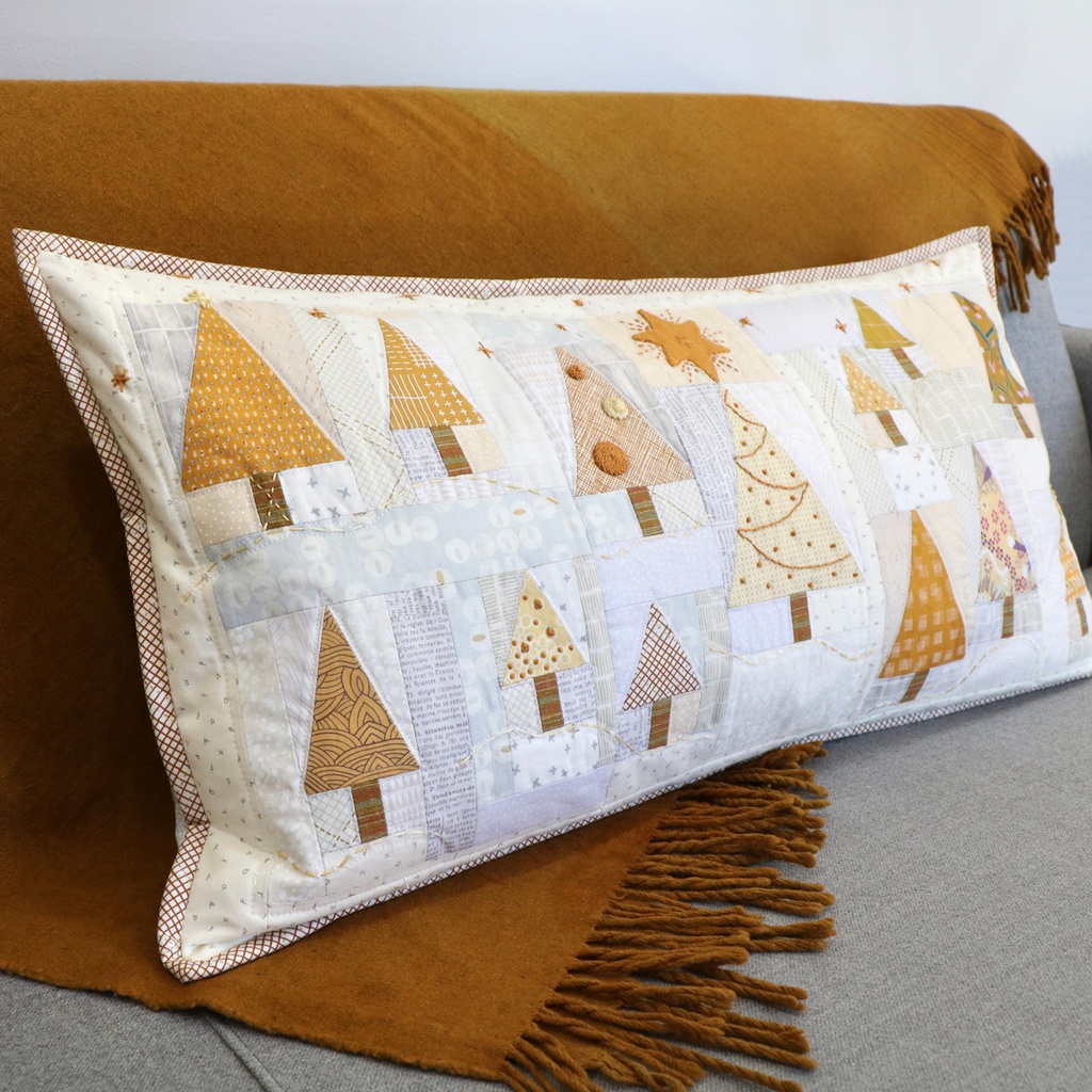 Champagne Christmas Pillow Kit
