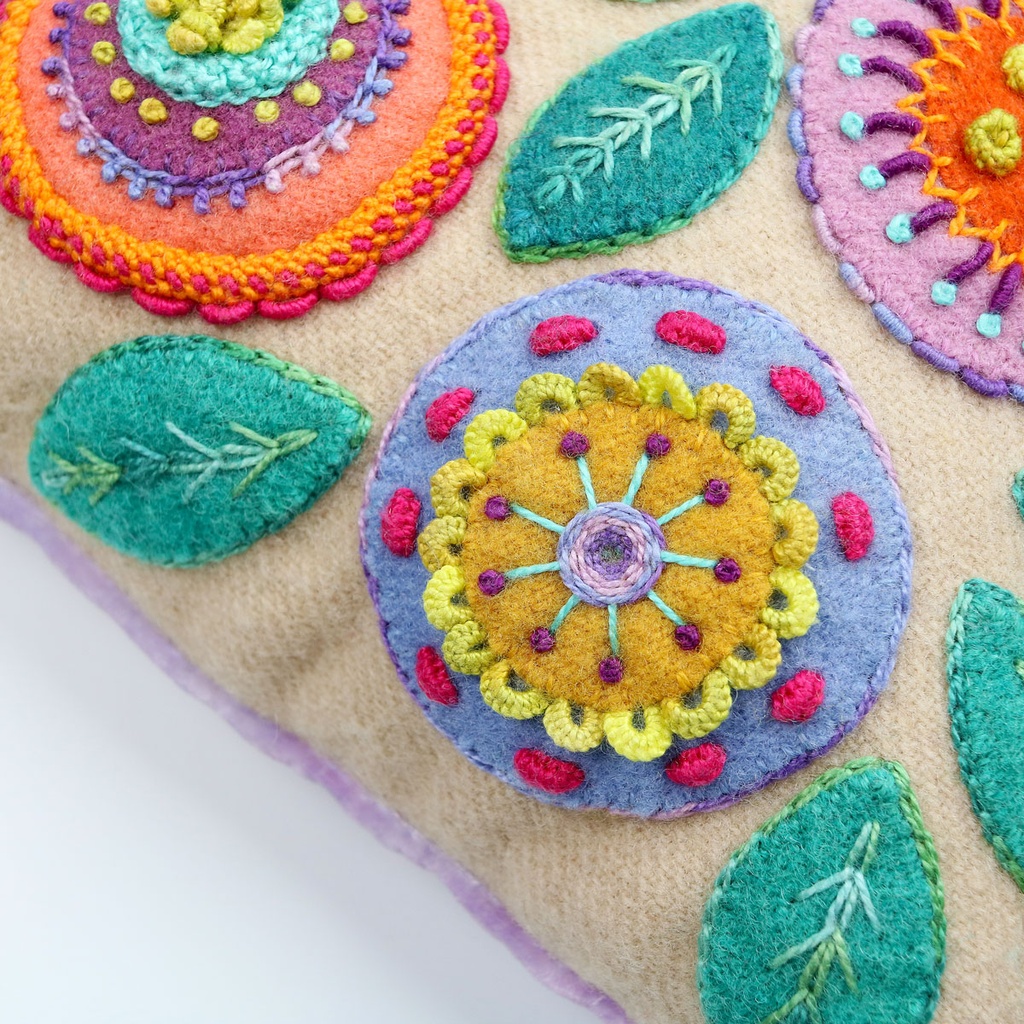 Sue Spargo; Flower Pincushion Pattern – The Olde World Quilt Shoppe