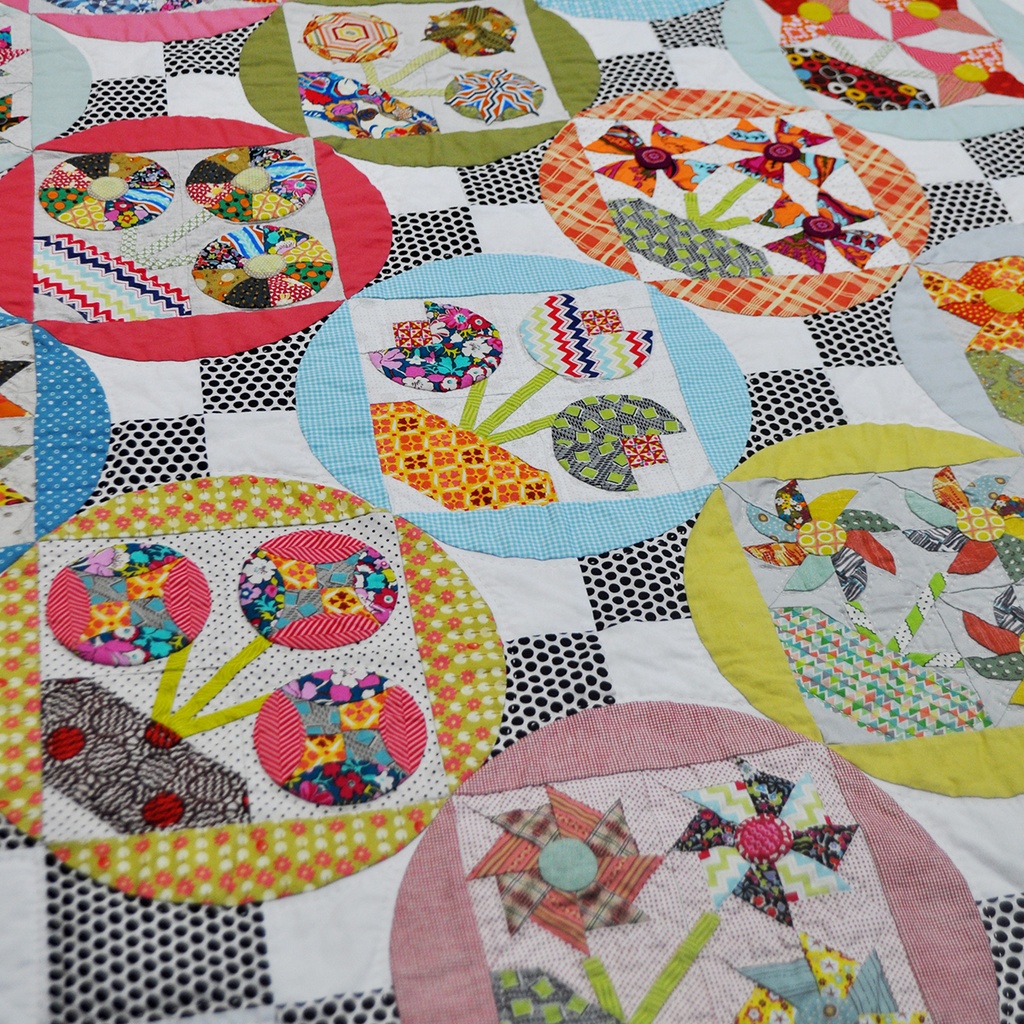 Bring Me Flowers, Jen Kingwell Block of the Month.jpg