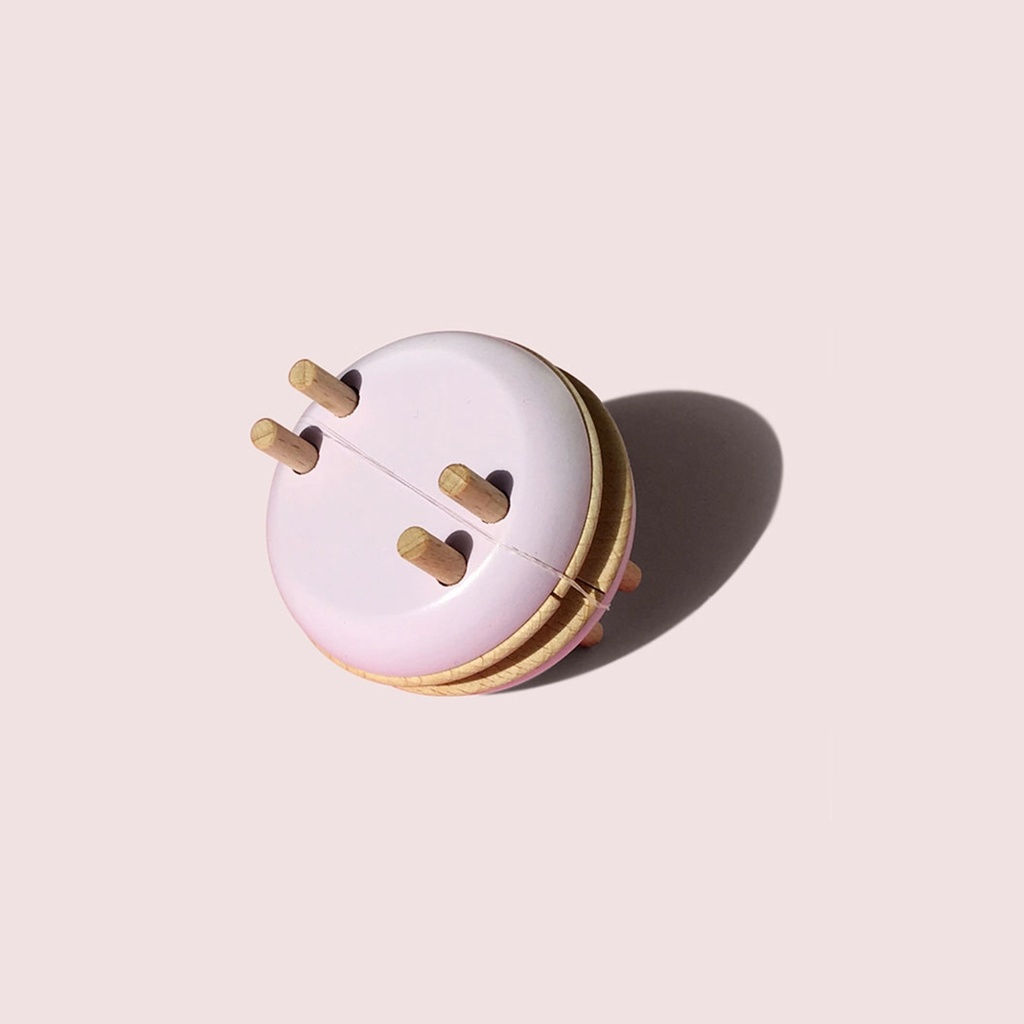 Small Pom Maker (Macaron)
