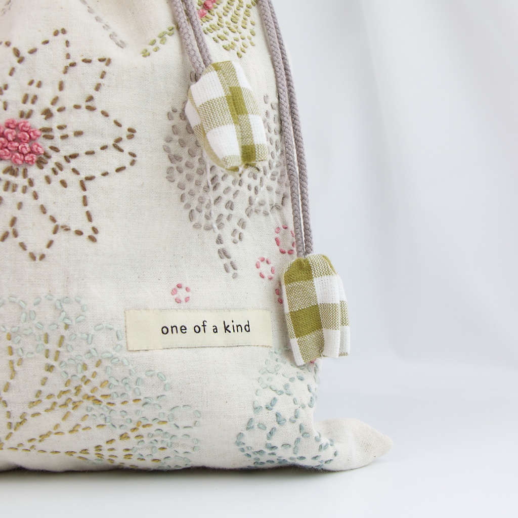 2 Tulips Project Pouch Kit