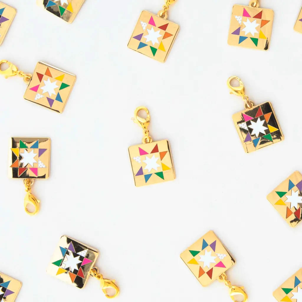 Color Wheel Zipper Charm