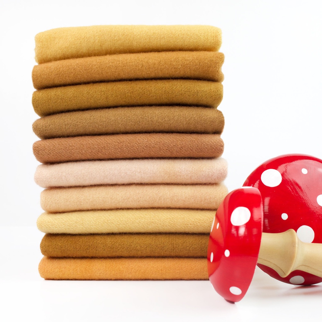 Solid Wool Bundle - Mushroom Bloom, Fat 1/16    