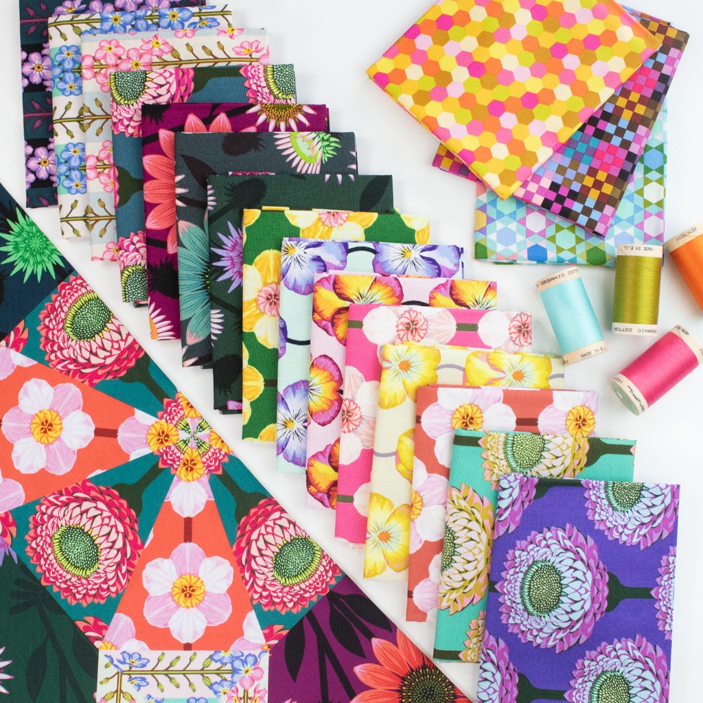 Iconic by Anna Maria FQ Bundle  