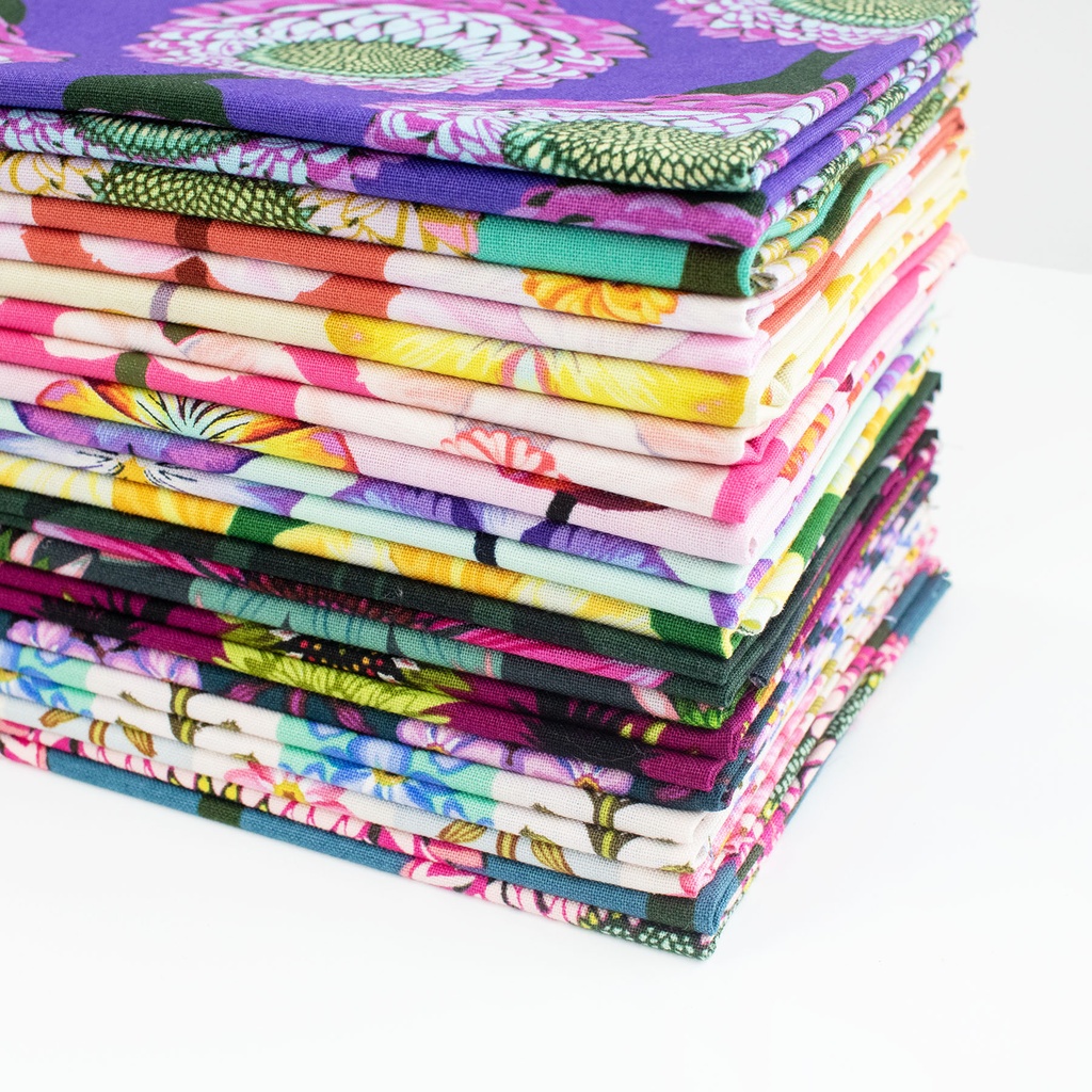 Iconic by Anna Maria FQ Bundle  