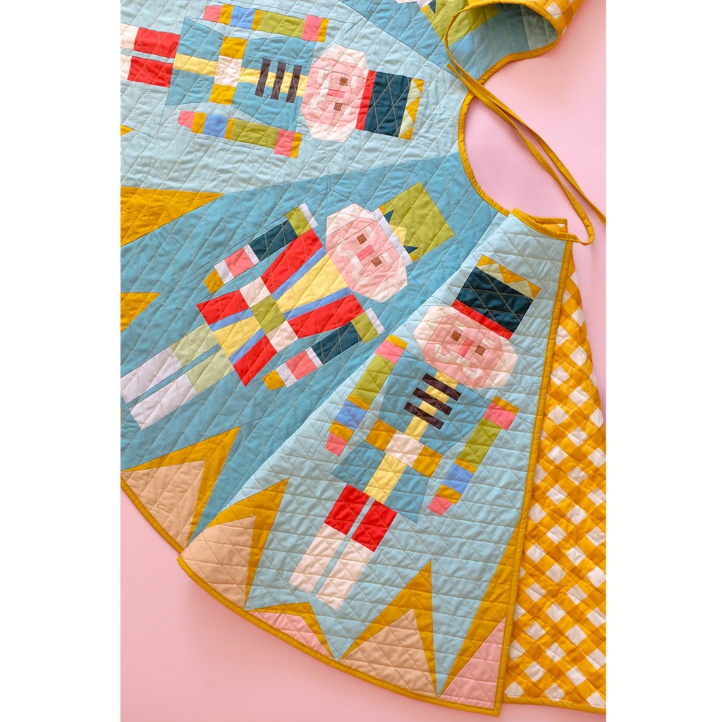 Merry March Tree Skirt Kit