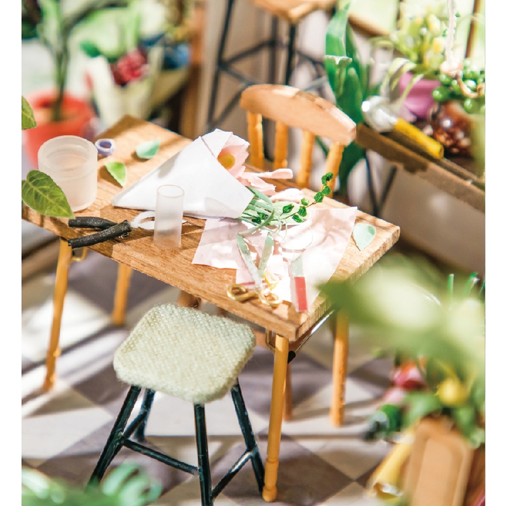 Rolife Emily’S Flower Shop Diy Miniature House