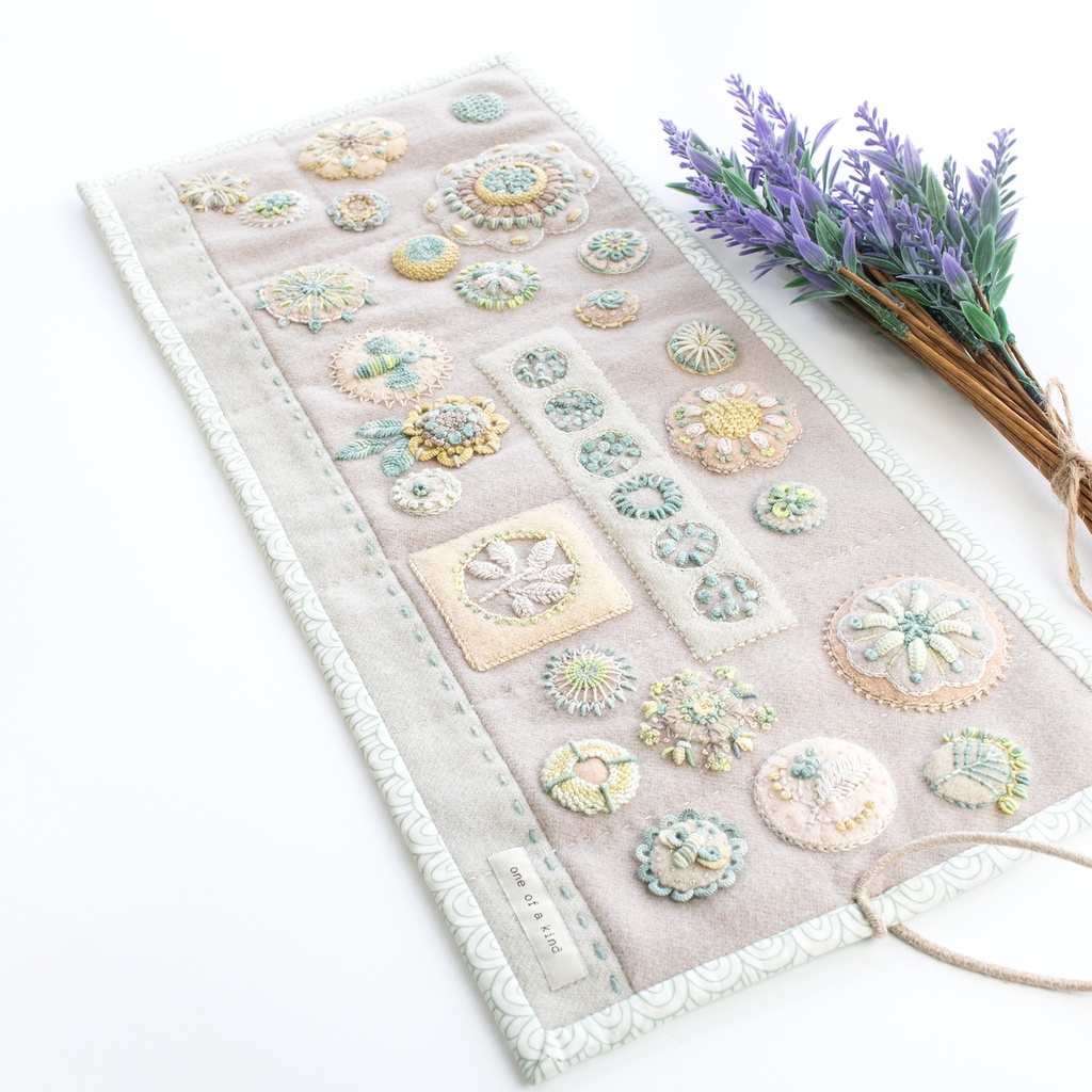 Tranquil Garden Needle Roll