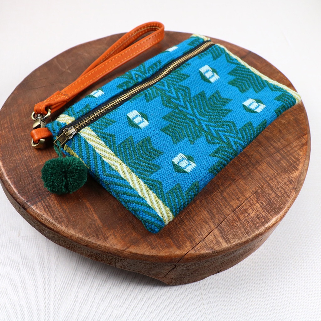 [AWA_INTI-3] Inti Woven Wool Wristlet (AQUA)