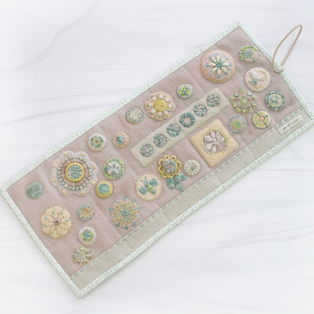 Tranquil Garden Needle Roll