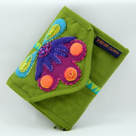 [KTF17_05-1] Cape Flower Needle Keeper (Kit & Free Pattern)