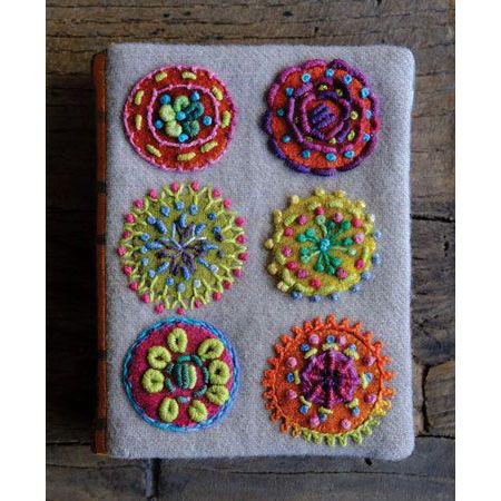 [KTF17_04-1] Circle Play Needle Case (Kit & Free Pattern)