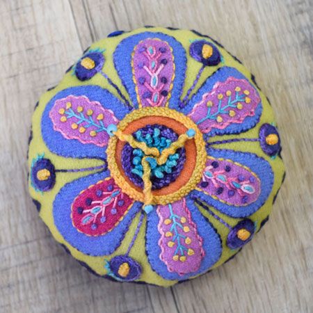 [KT_099-KIT] Flower Pincushion (Kit & Free Pattern)