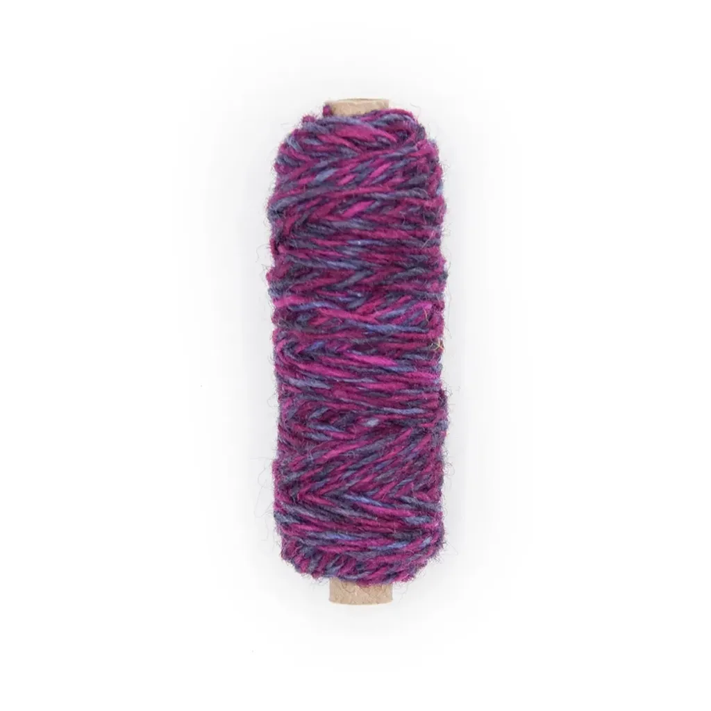 [INAB-018] Nyaa!, Plied Yarn Bobbin