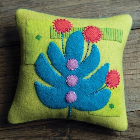[KT_4830-10] Breadfruit Pincushion (Kit)