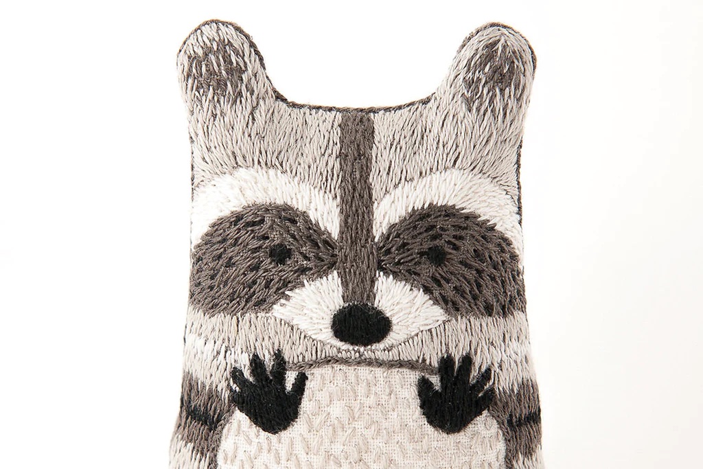 Raccoon, Embroidery Doll Kit