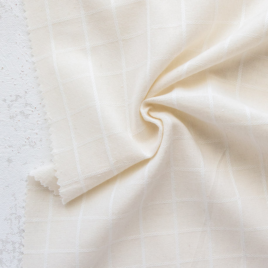 #40081 Half Yard