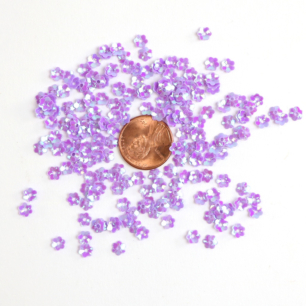 5mm Flower Sequins, Mauve with Blue Lights