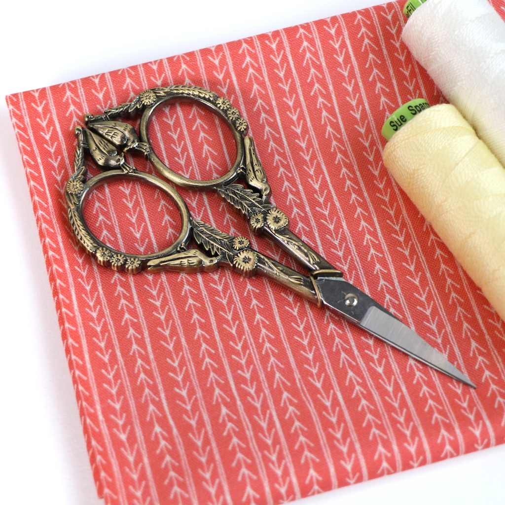 [FFS-S2] Feathered Friends Scissors, Gold