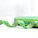 Dewdrop Stem On Peridot Ribbon