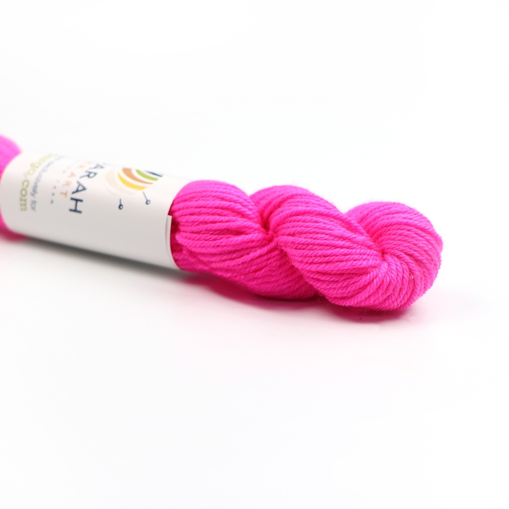 Fantastic Fuchsia, Adarah Yarn