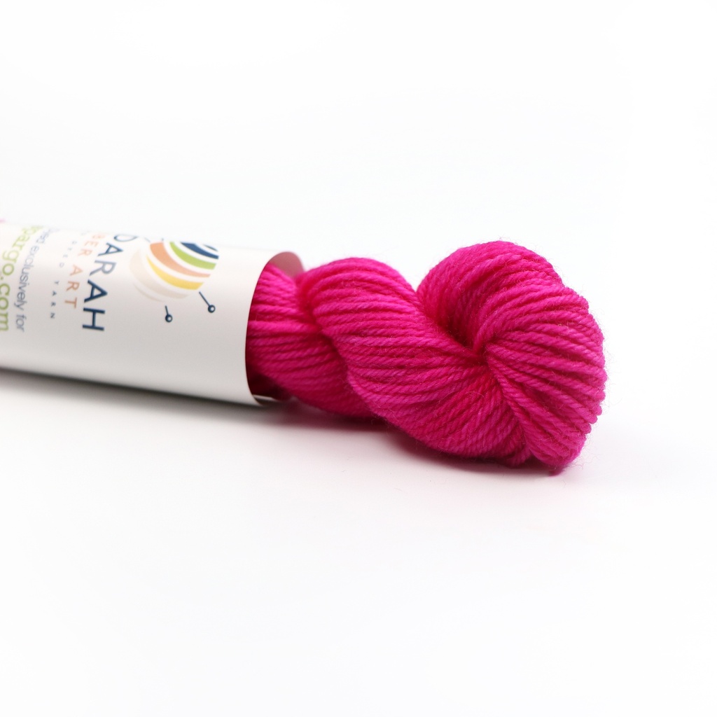 Magenta, Adarah Yarn