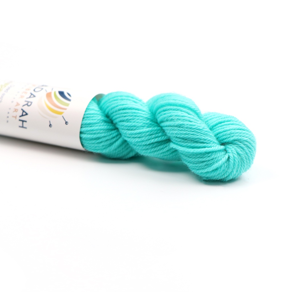 Aqua Waters, Adarah Yarn
