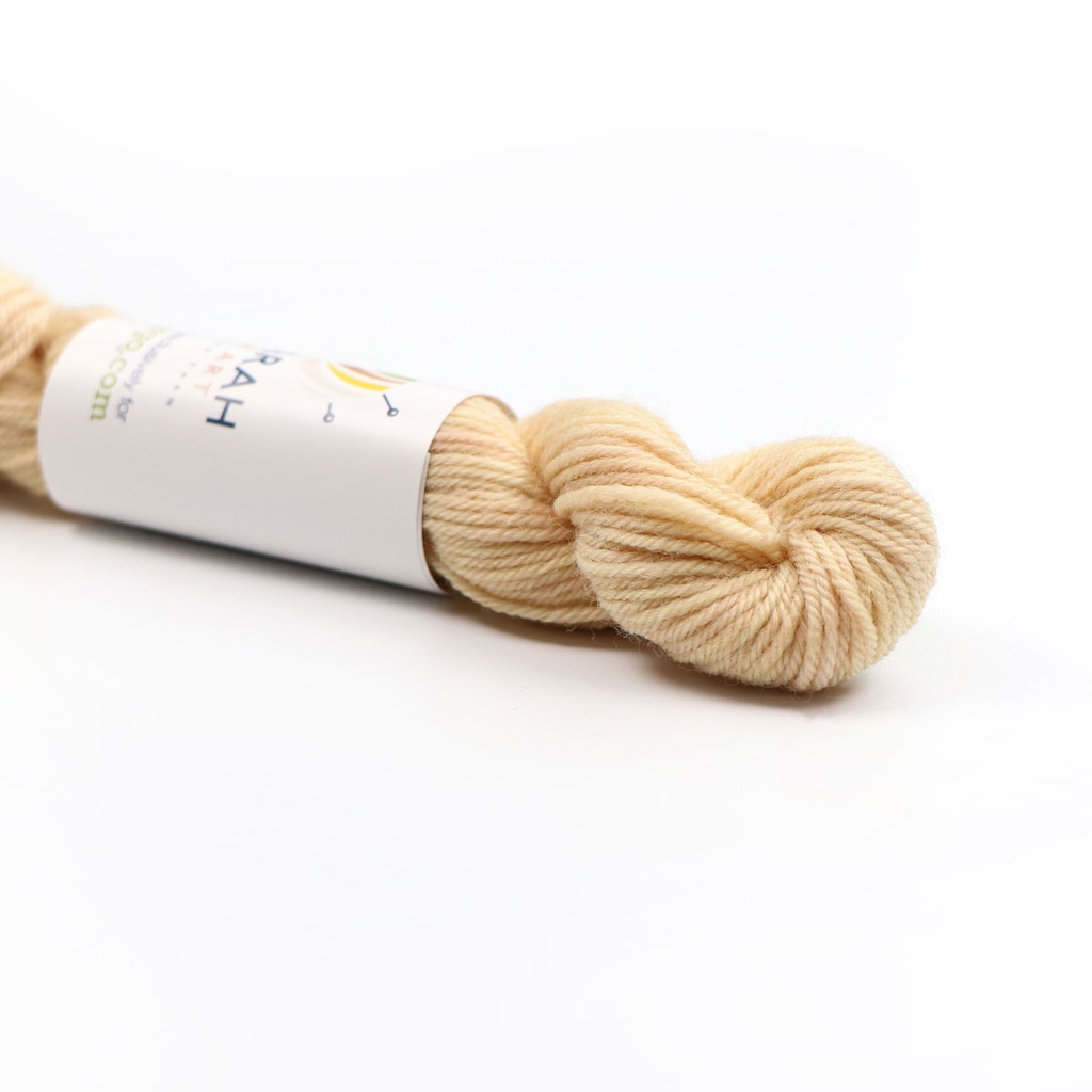 ​​​Straw, Adarah Yarn