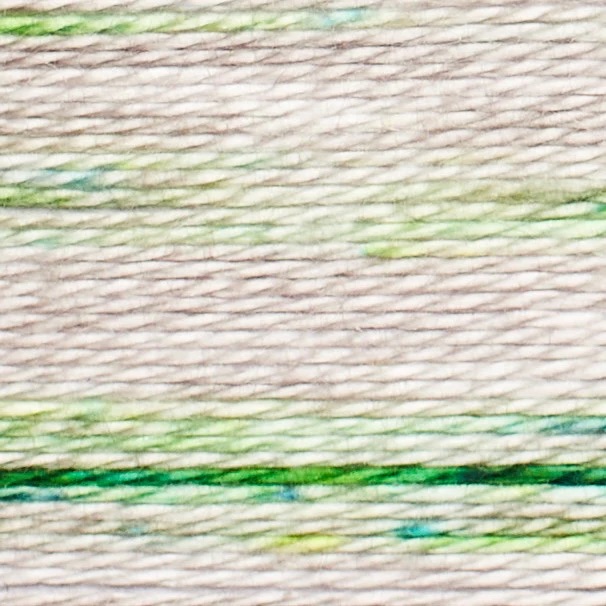 Towering Elk - Acorn Bobbin (044)