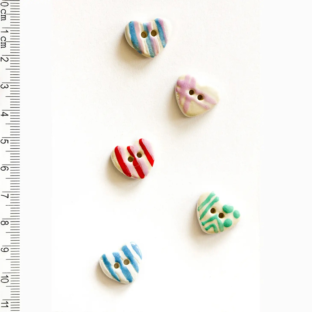 [L193] Fun Heart Buttons