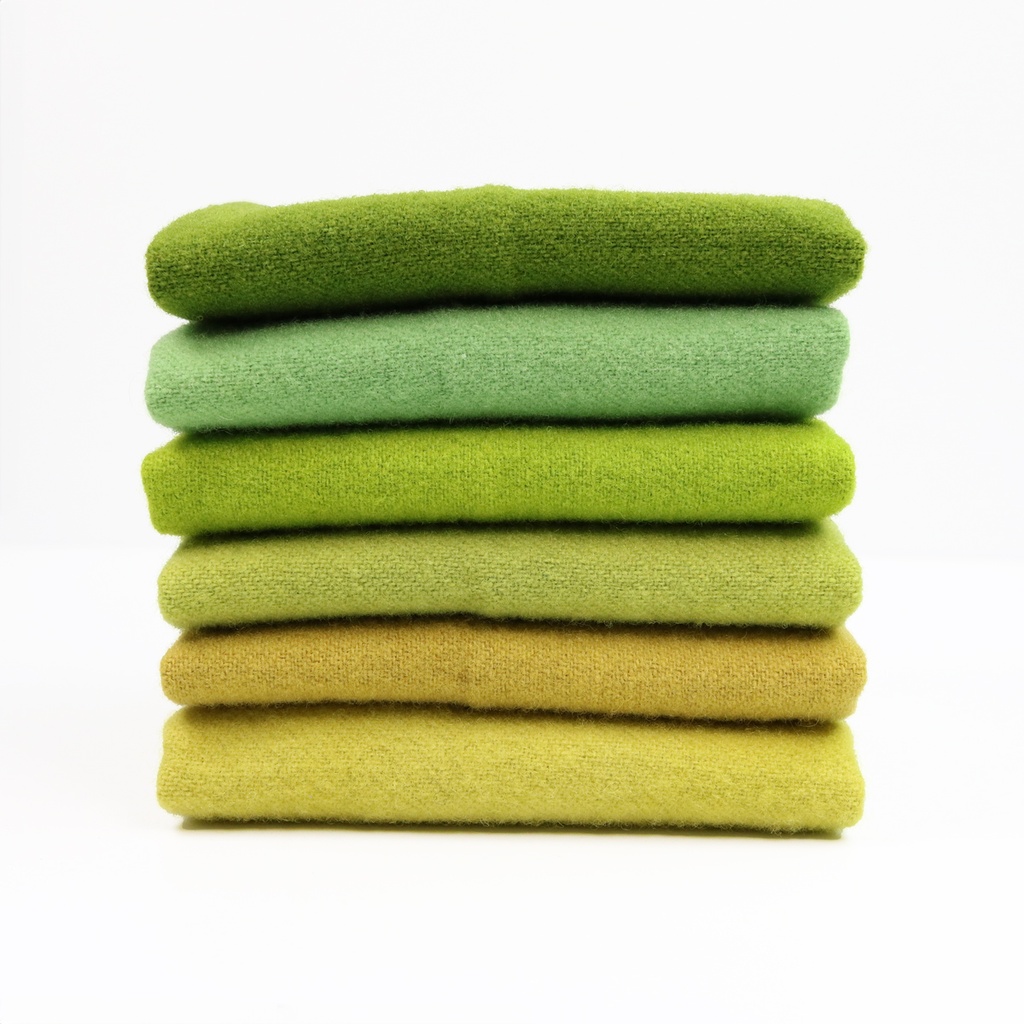 [SWB_46-16] Solid Wool Bundle - Green, Fat 1/16