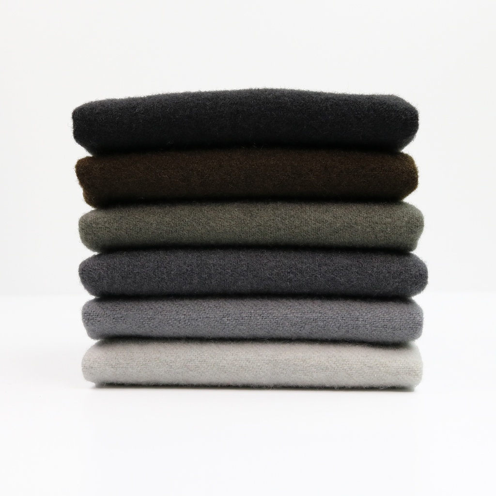 Solid Wool Bundle - Grey, Fat 1/16