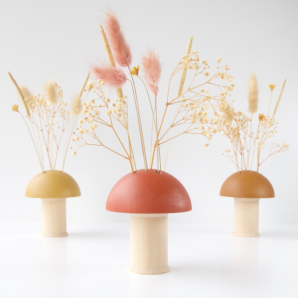 [SW_LMV-TTC] Large Mushroom Vase - Tall Base (Terra Cotta)