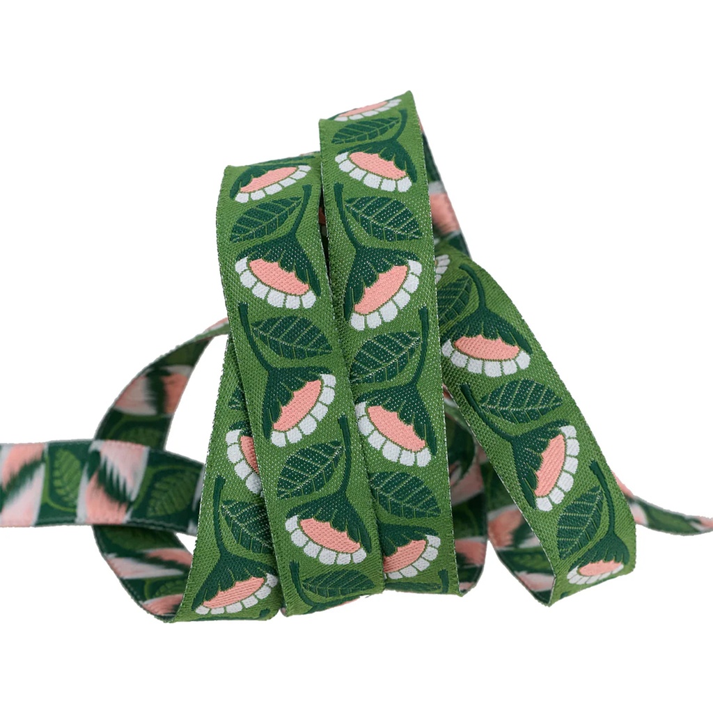 Ribbon Yardage - Bold Flower