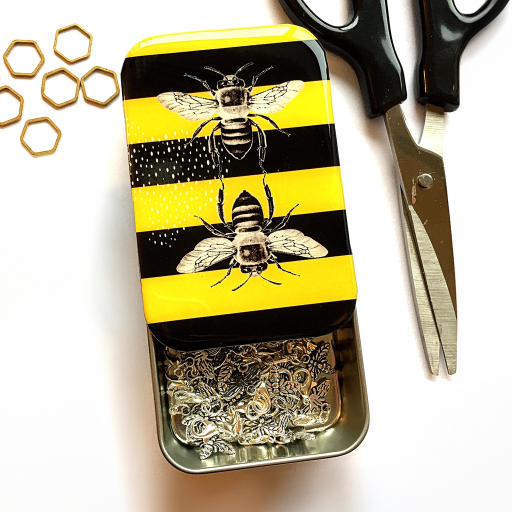 Bee Magnetic Notions Tin