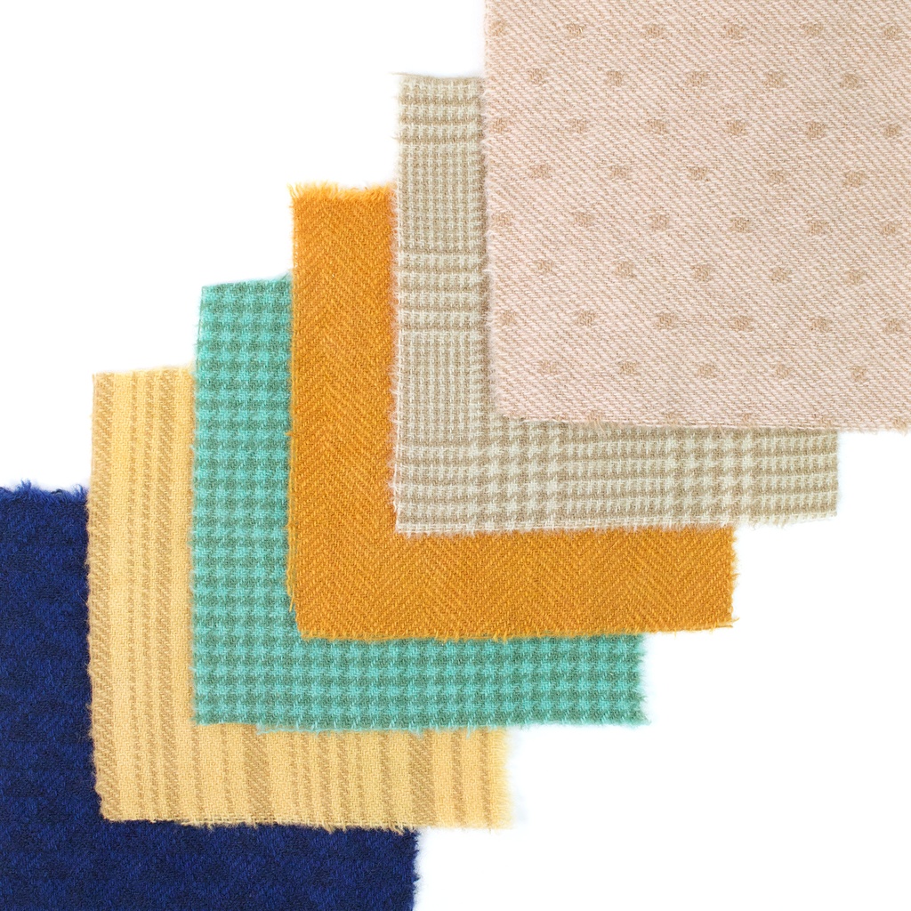 [TPCWB_12] 5" x 5" Textural Paint Chips - Dawn
