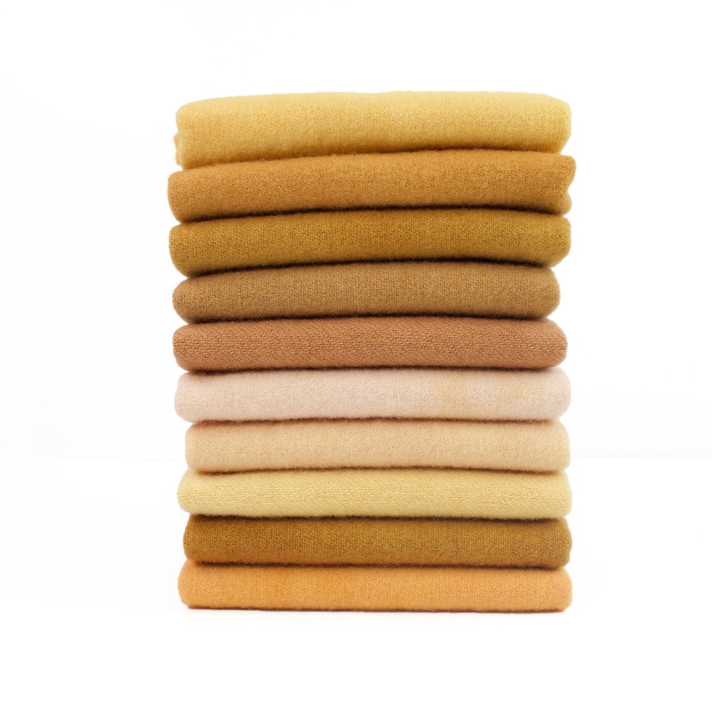 [SWB_59-16] Solid Wool Bundle - Mushroom Bloom, Fat 1/16