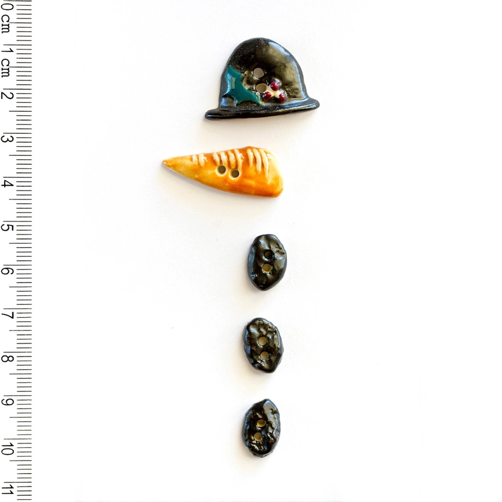 Snowman's Nose Buttons 