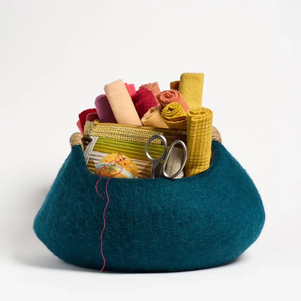 [FWB_AQUA13] Felted Wool Basket (Aqua)