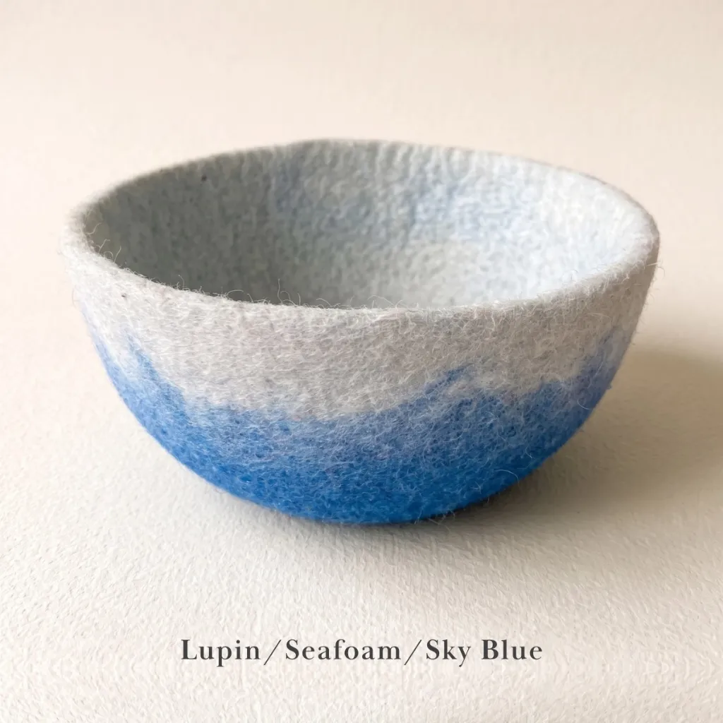[FCB8_LG725-LSSB] Felted Ombre Bowl - Large (Lupin, Seafoam, Sky Blue)