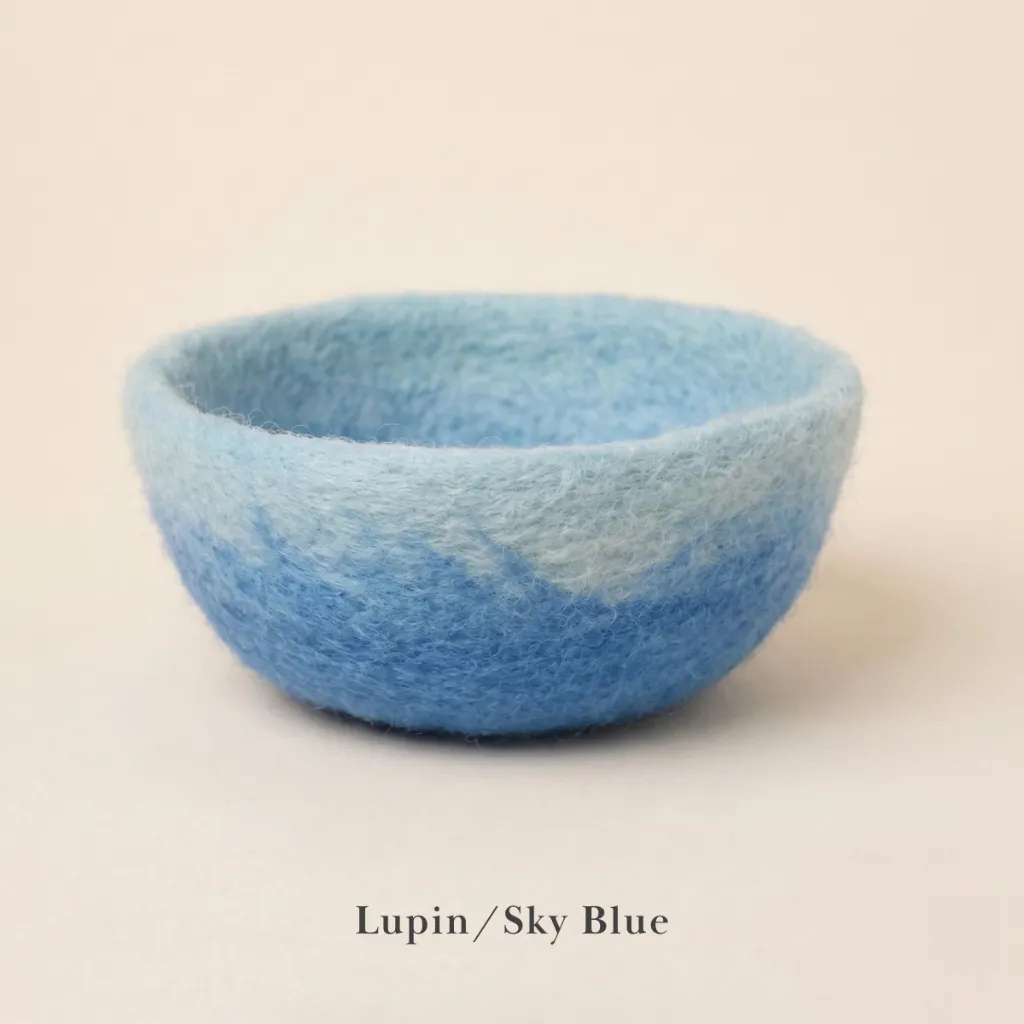 [FCB7_SM718-LSB] Felted Ombre Bowl - Small (Lupin, Sky Blue)