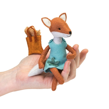 [TFK_01] Charlotte Fox Kit